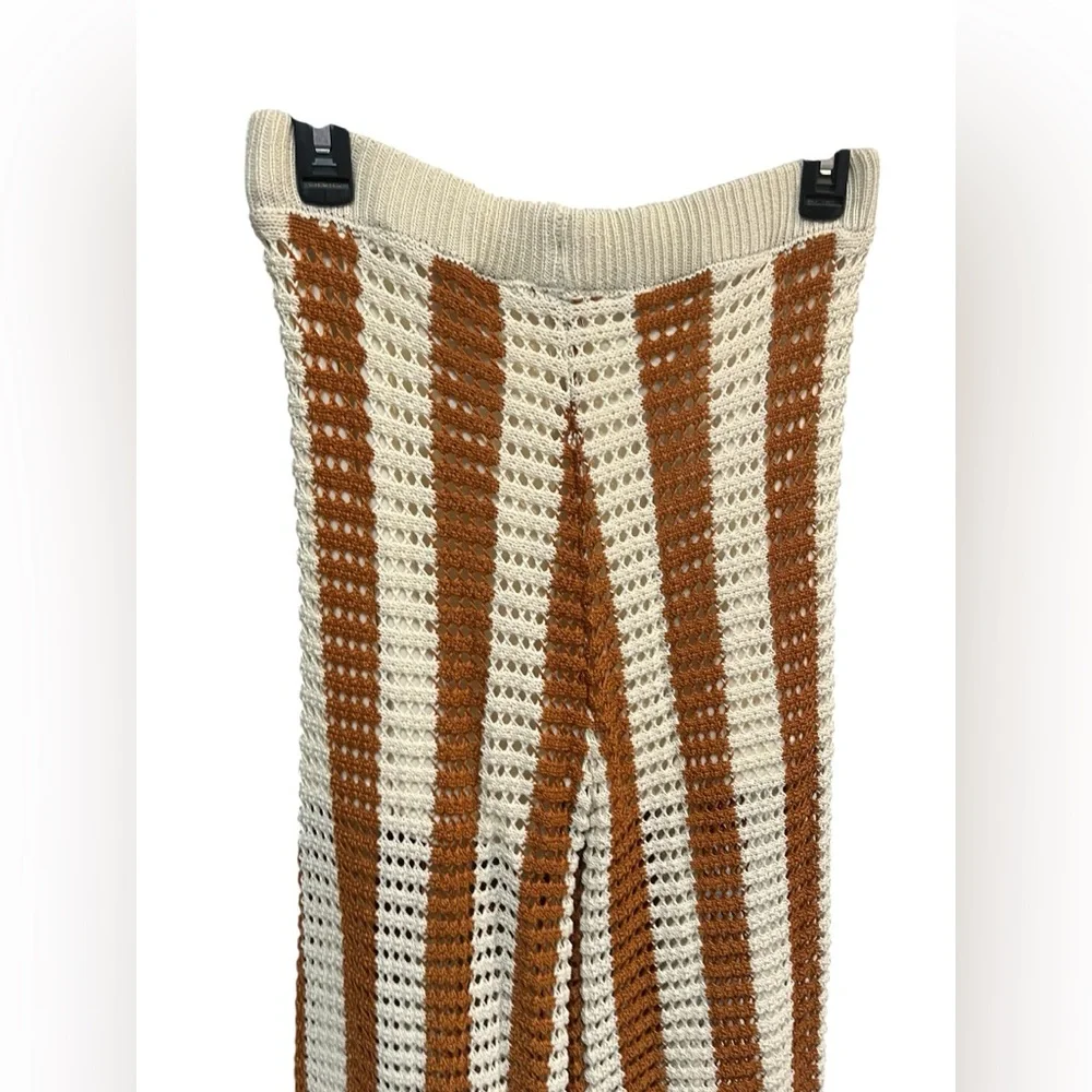 Solitaire Crocket Knit Cream and Brown Wide Leg Elastic Waist Pants - Medium - Picture 3 of 8